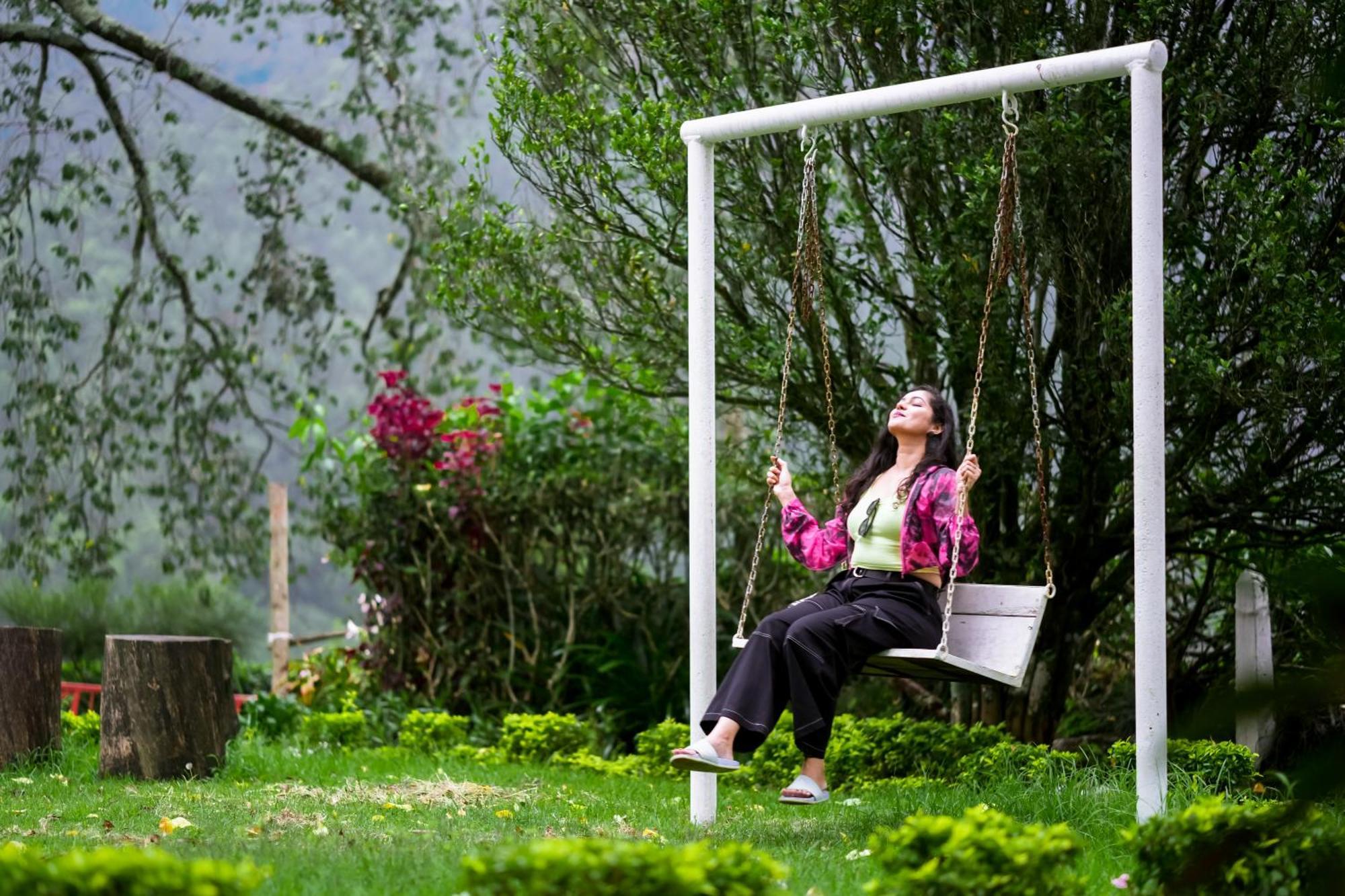 Arivikad Tea Bungalow Munnar By Voye Homes Suryanelli Ngoại thất bức ảnh